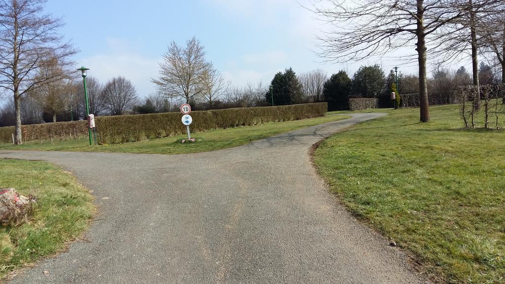 Camping De La Miniere Forges-les-Eaux Luaran gambar